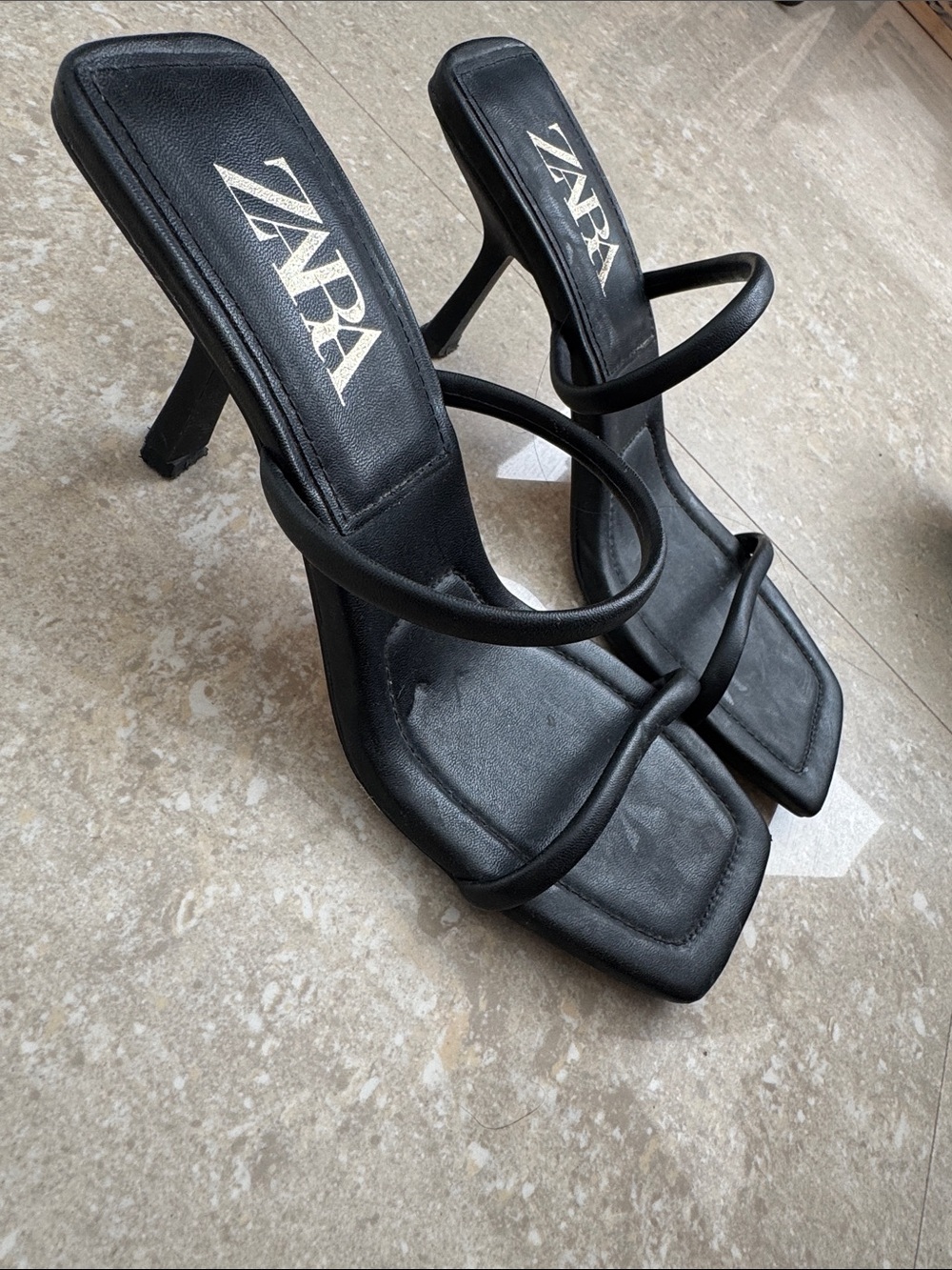 Zara Black Minimalist Strappy Square-Toe Heels